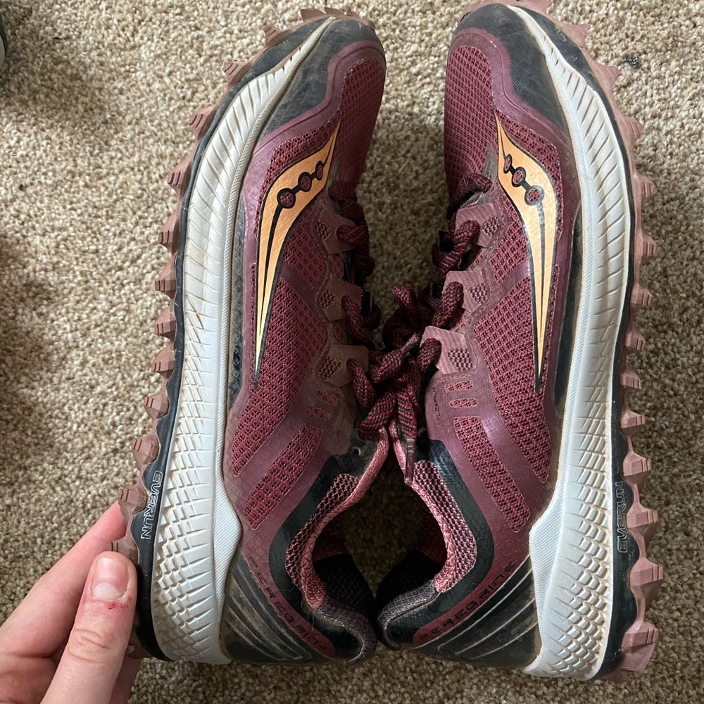 Saucony Hiking shoes